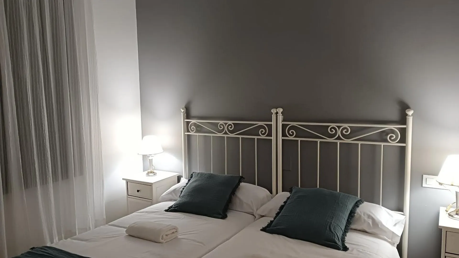 Alohamundi Lumbreras VI Apartment Seville