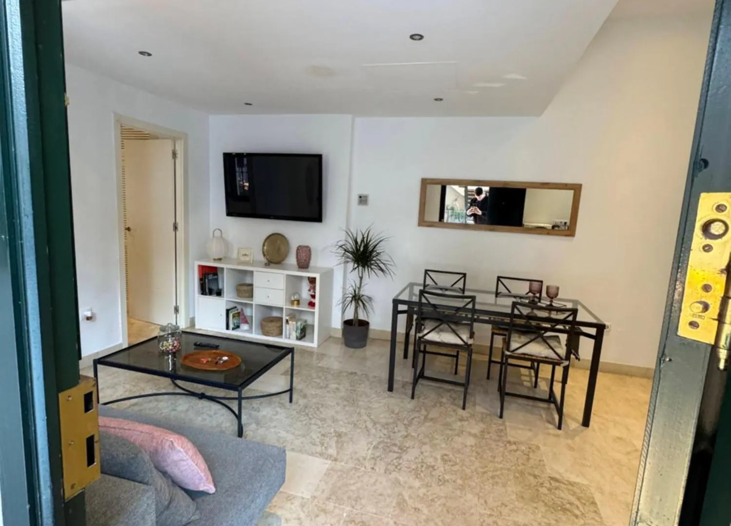 Alohamundi Lumbreras VI Apartment Seville